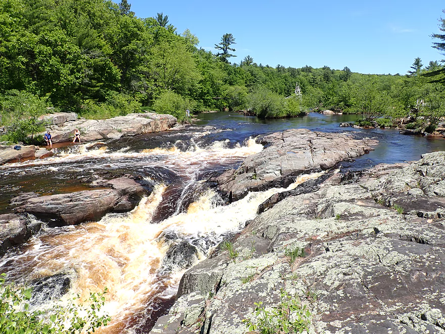 File:Eau Claire - Chippewa River looking south east.jpg - Wikipedia